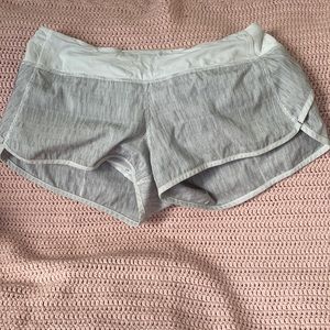 Lululemon 🍋 Shorts Size 10